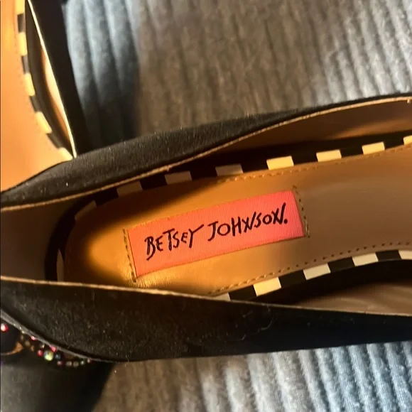 Betsey Johnson Black Embellished Women's Shoes - Picture 6 of 7